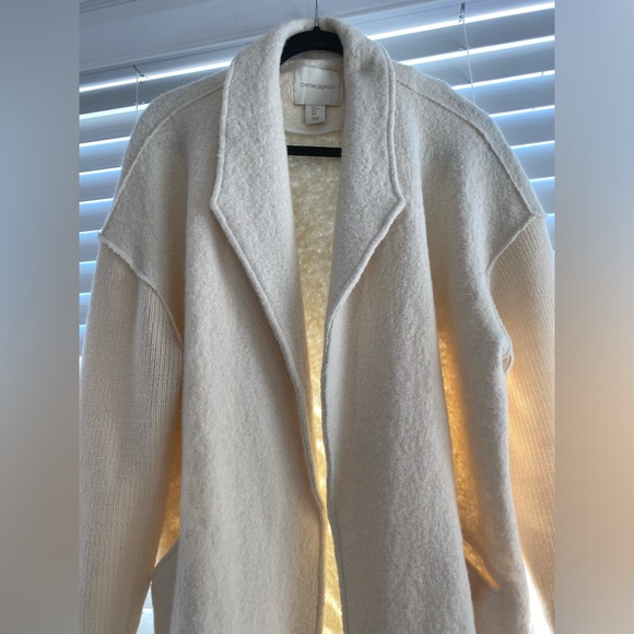 Collar Sweater - Picture 5 of 5